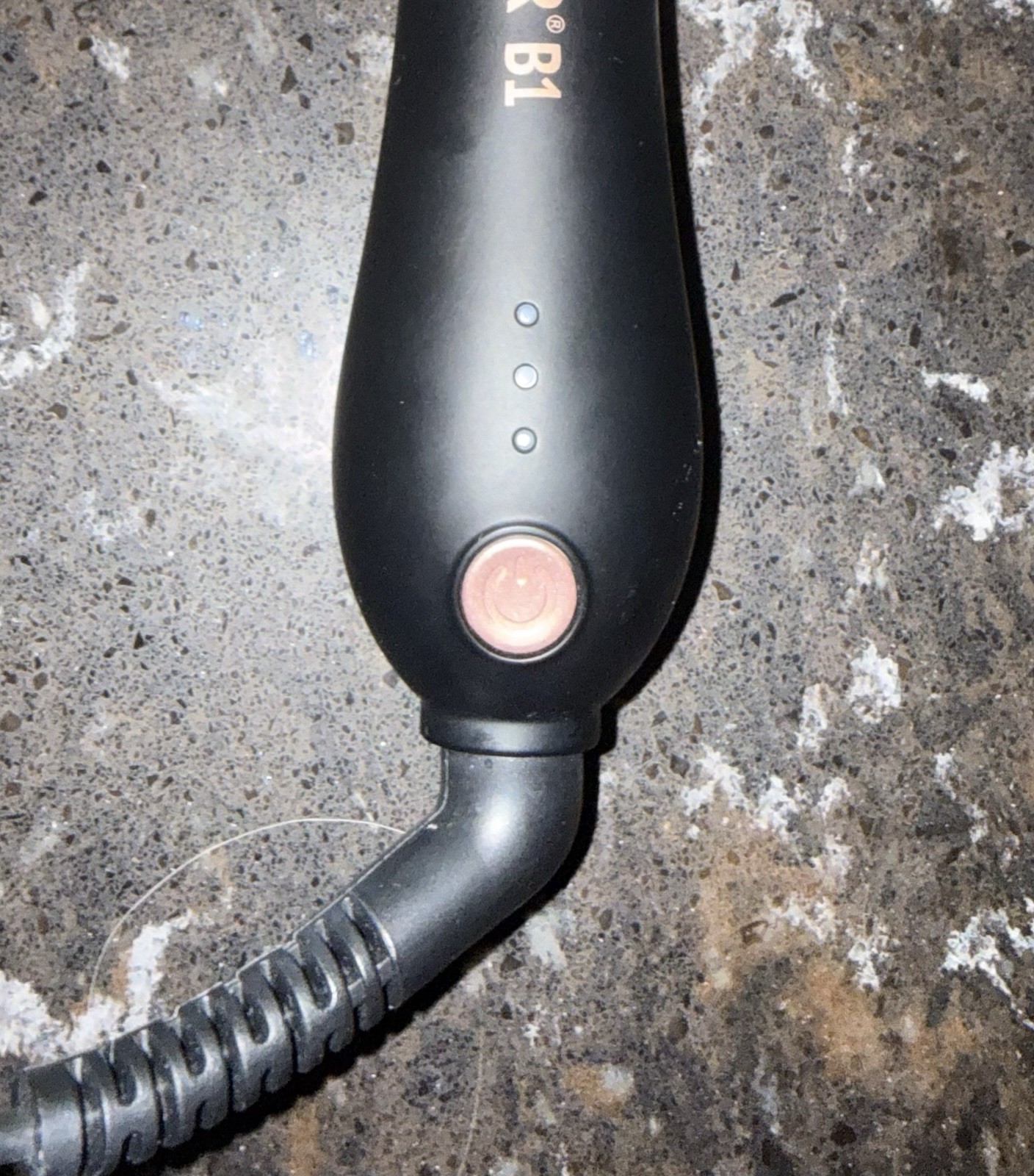 Beachwaver B1 Rotating Curling Iron – BW1800SX Black/rose Dual Voltage Tested