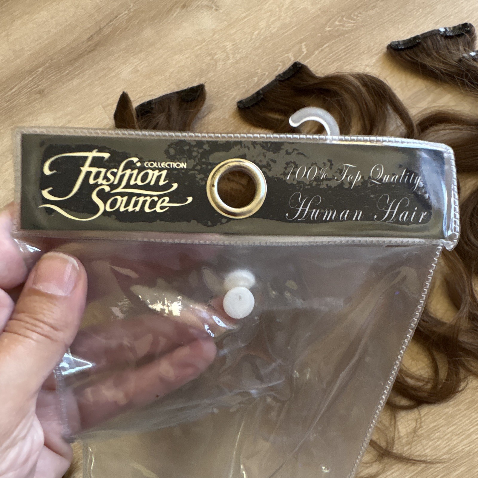 7 Clip-In Human Hair Extensions Light Brown Body Wave Wavy 11-20 in