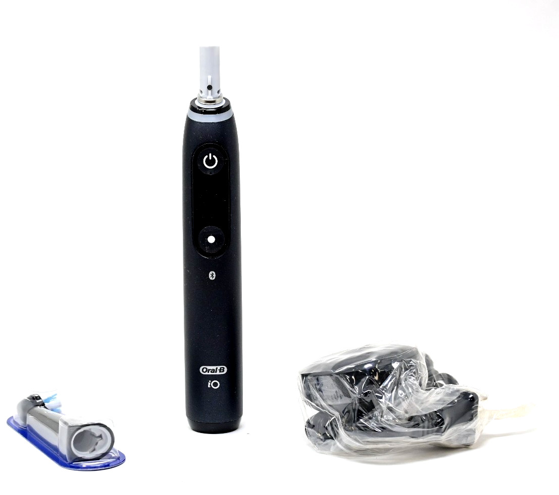 Oral-B iO Series 7 Rechargeable Connected Electric Toothbrush Black Onyx