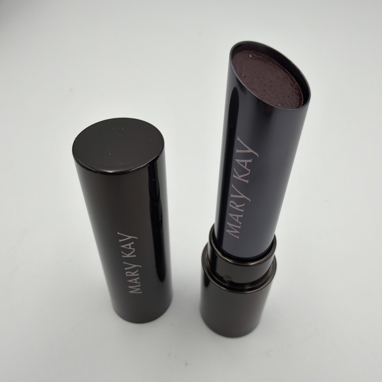 NIB Mary Kay Supreme Hydrating Black Cherry 206309 Lipstick