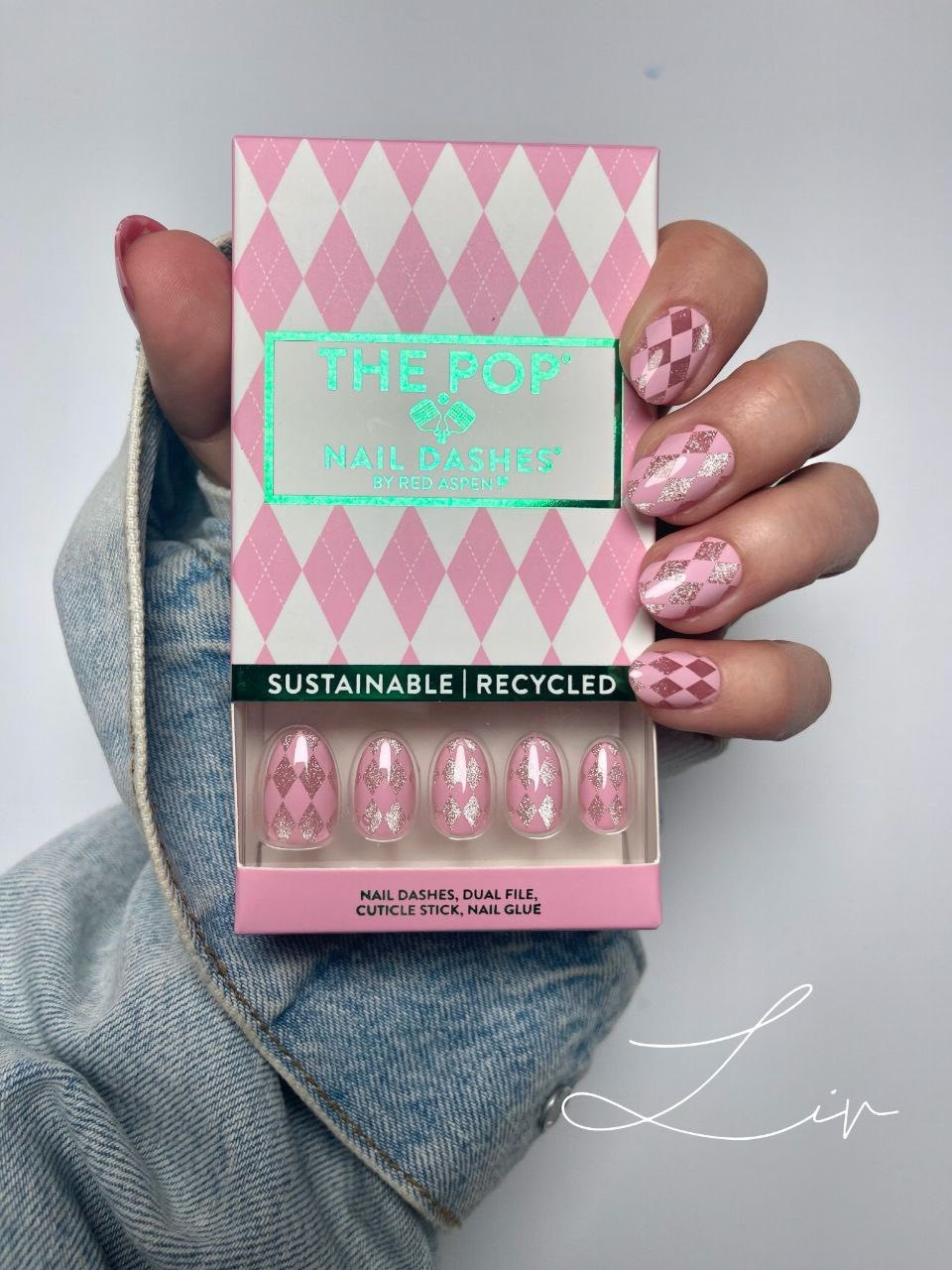 Red Aspen Press On Nails- Local League Champion, Liv Short | Almond | Glitter