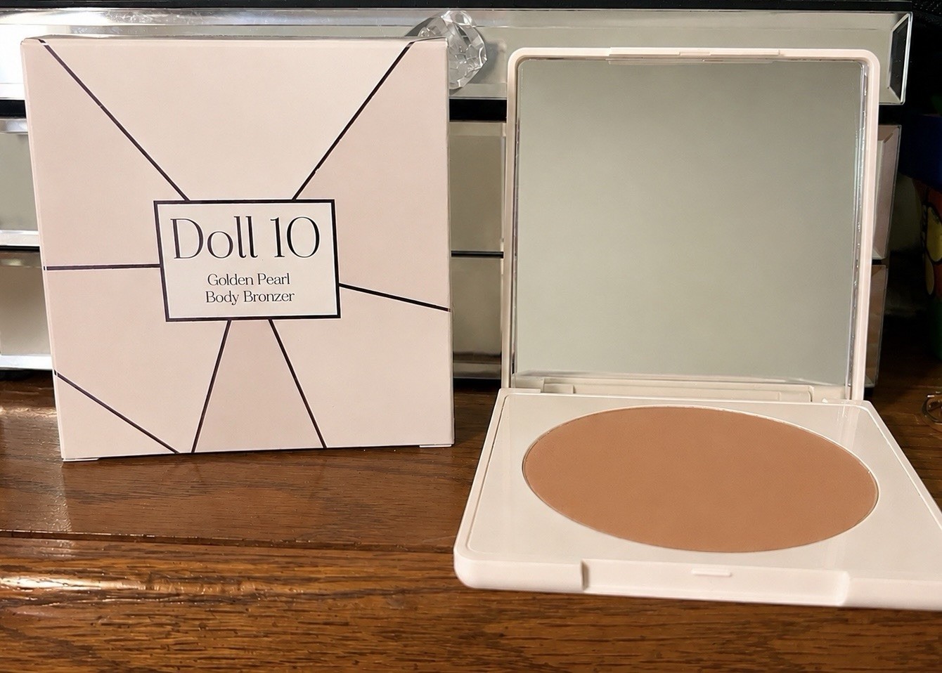 Doll 10 Golden Pearl Body Bronzer New In Box Full Size Face & Body Glow