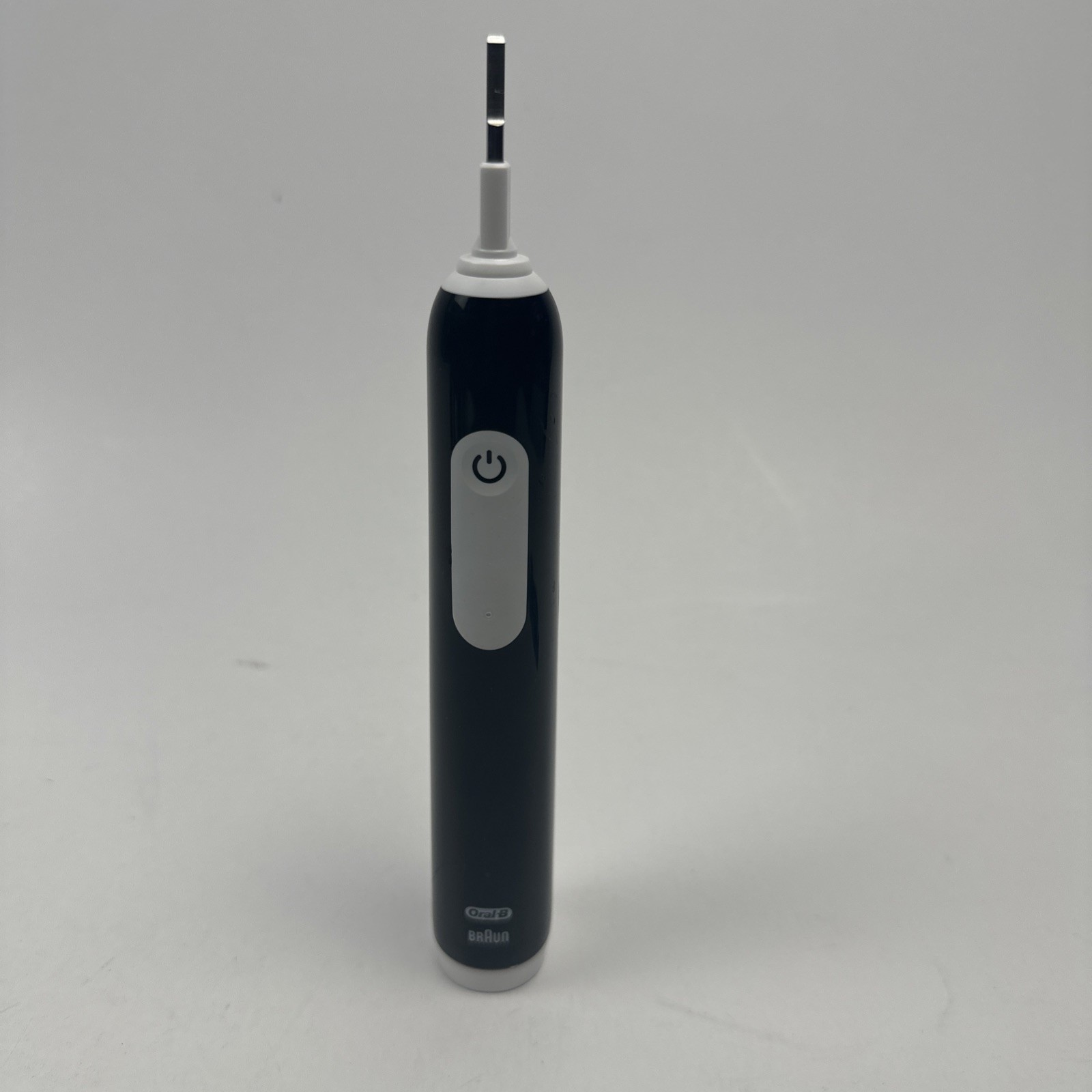 Oral-B Pro 1000 Rechargeable Electric Toothbrush, *Scuffs, *Some Use *Sealed