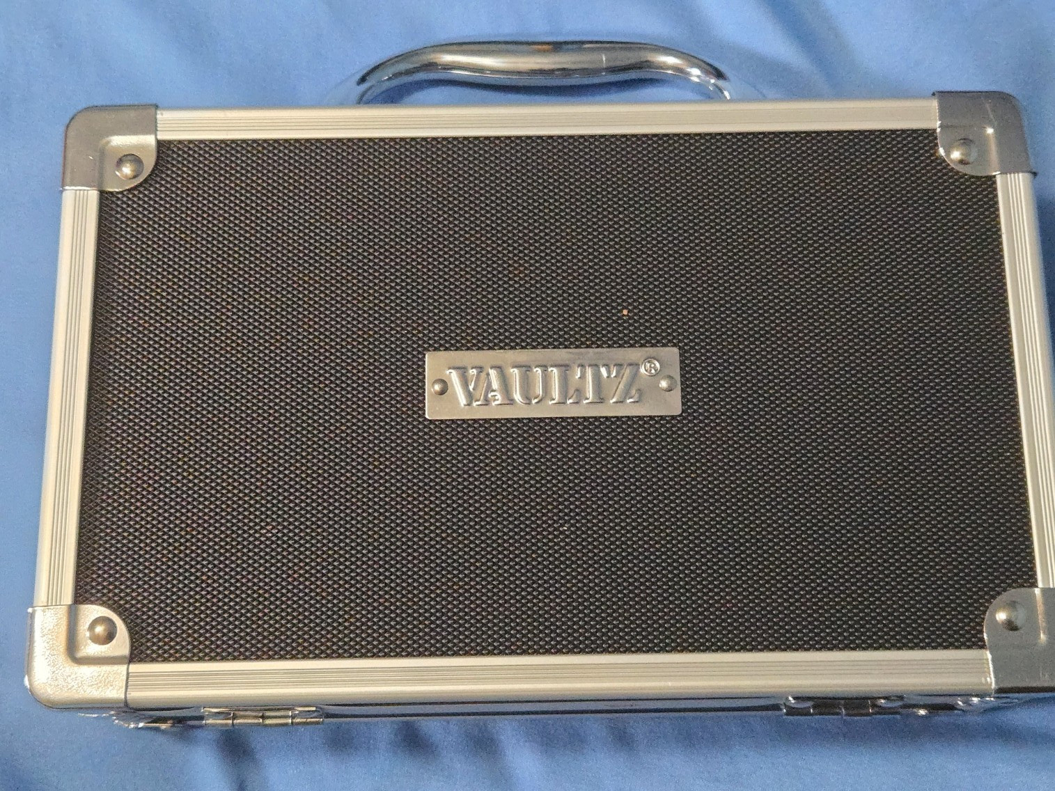 Vaultz Locking Medicine Case Combination Lock Black VZ00361 New
