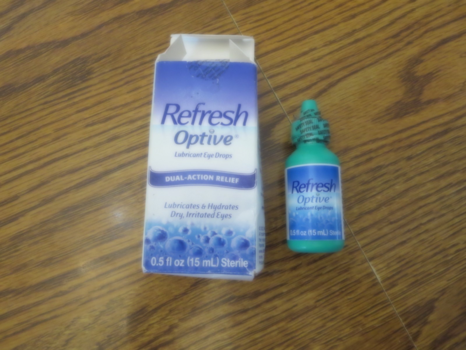 1 REFRESH OPTIVE EYE DROPS EXP DATE 8/2026 Imperfect box READ!