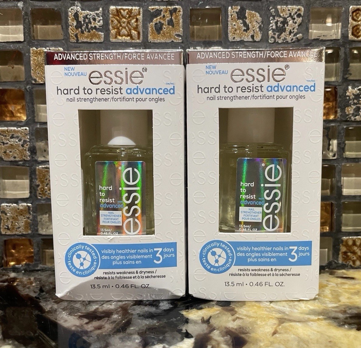 Bundle of 2 ESSIE – HARD TO RESIST ADVANCED NAIL STRENGTHENER – .46oz EACH NIB