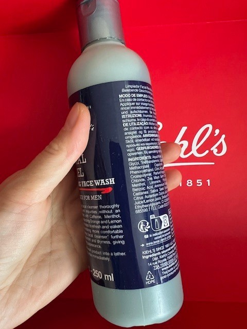 Kiehl’s Facial Fuel Invigorating Face Wash Gel Cleanser For Men 8.4oz/250ml seal