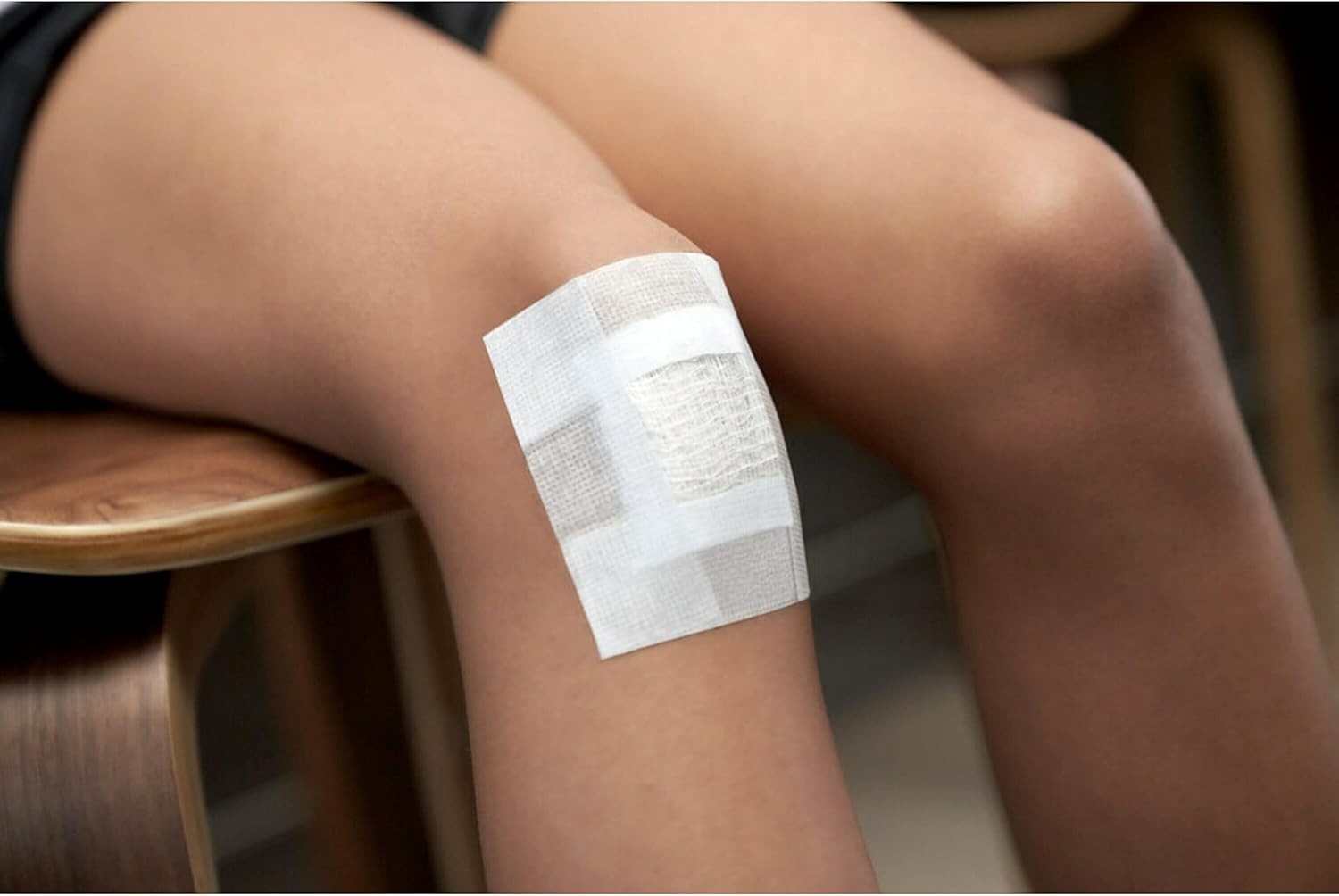 Nexcare Strong Yet Pain Free Tape, Tears Easily, For Sensitive Skin, 1 Roll