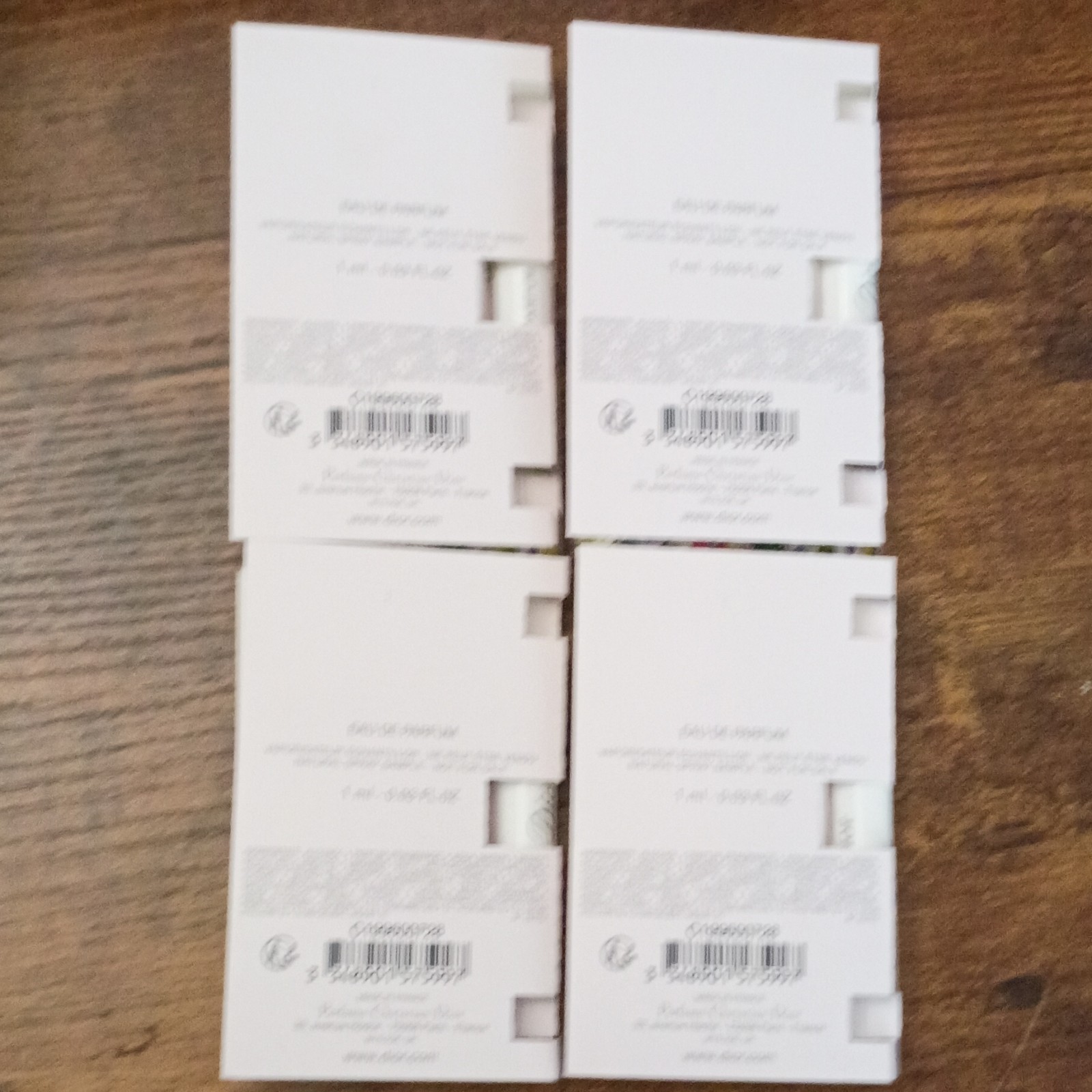 4pk Dior Miss Dior Eau de Parfum Spray Sample Size 1 ml / 0.03 fl oz