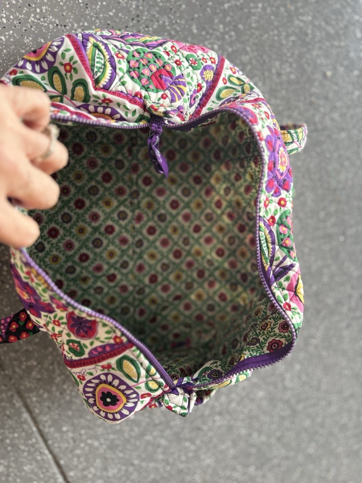 Vera Bradley Multicolor Floral Fabric Makeup Bag Zipper Closure with Handle