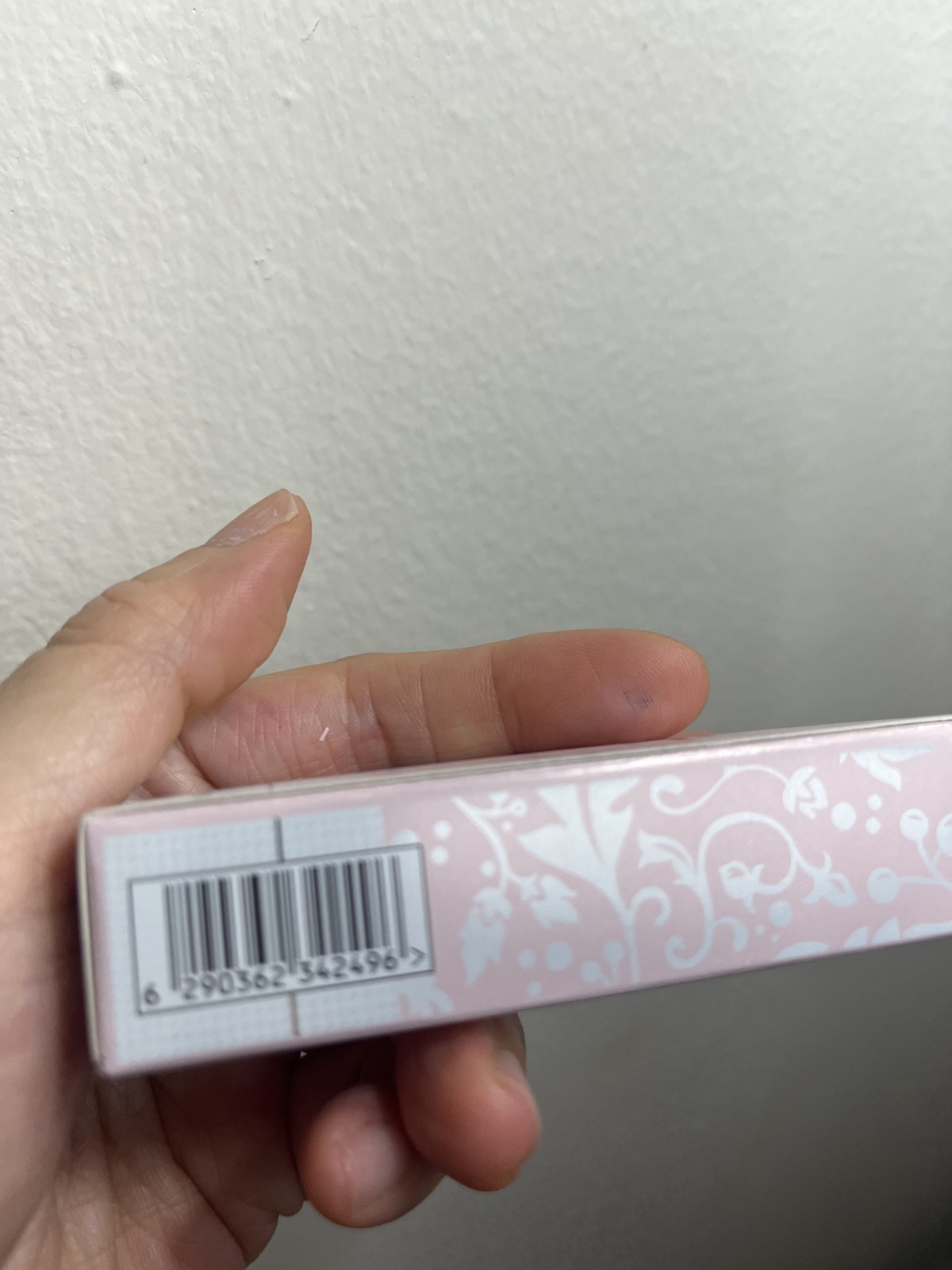 YARA Roll On Perfume Oil CPO – 10ML (0.34 OZ) By LATTAFA, Tavel Size Perfume Oil