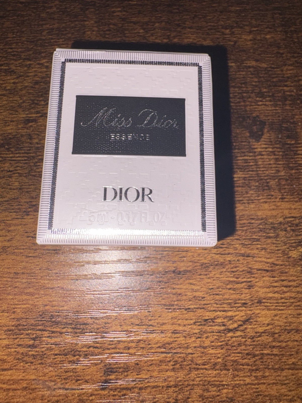DIOR Miss Dior ESSENCE de Parfum MINI Splash 0.17oz / 5ml 2025 NEW Scents in box