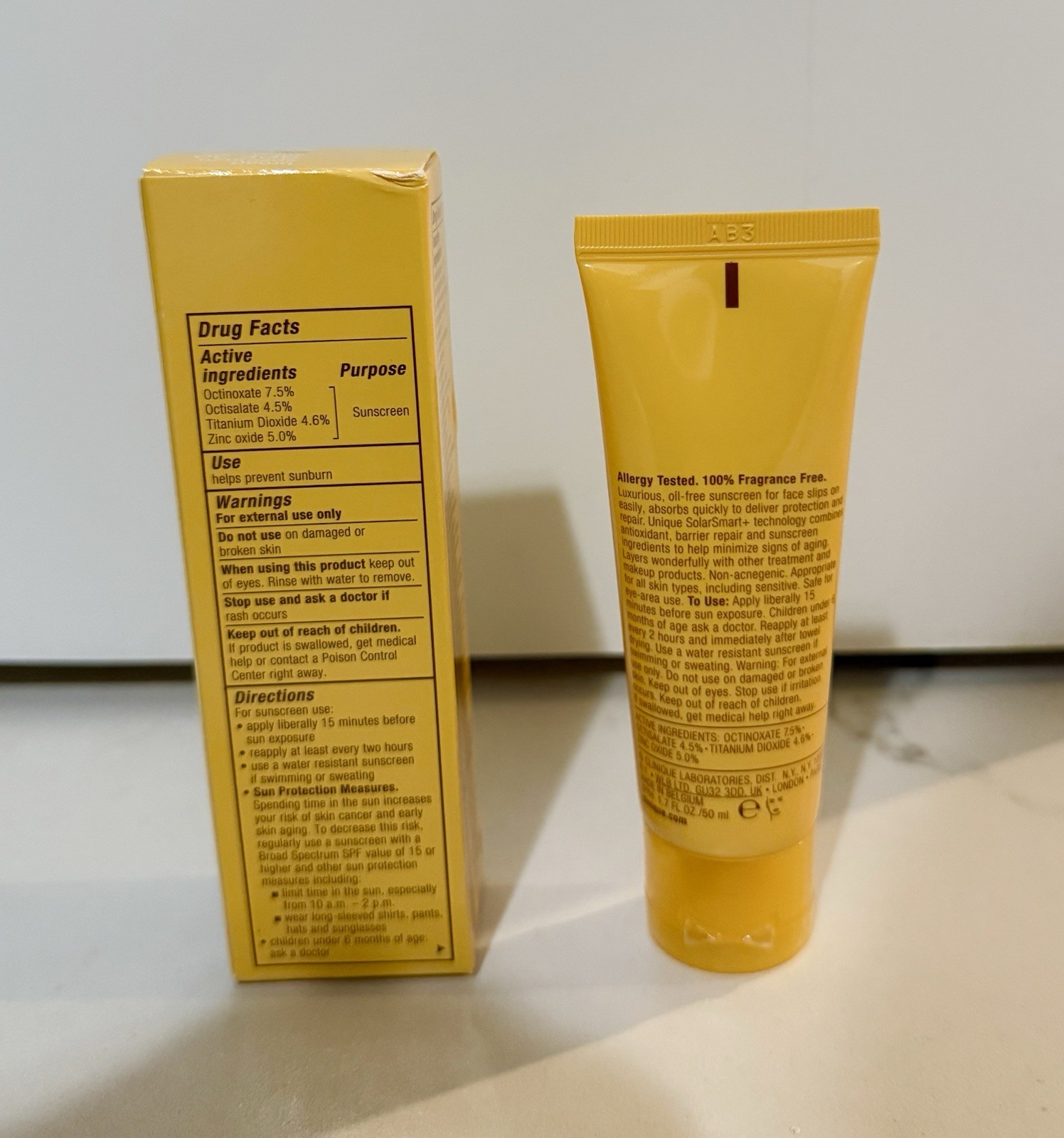 $38 NEW Clinique 1.7 oz 50 ml SPF 30 Sunscreen oil free Face Cream anti wrinkle