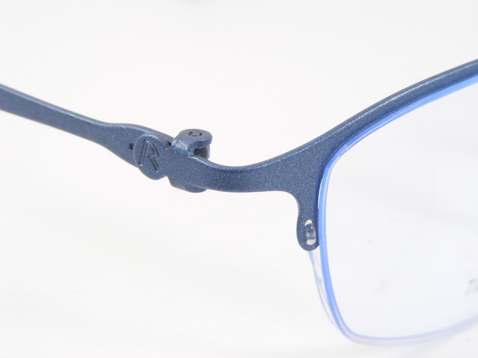 Vintage RODENSTOCK R4328 D Matte Blue UNIQUE RARE TITANIUM EYEGLASSES 49-20-140