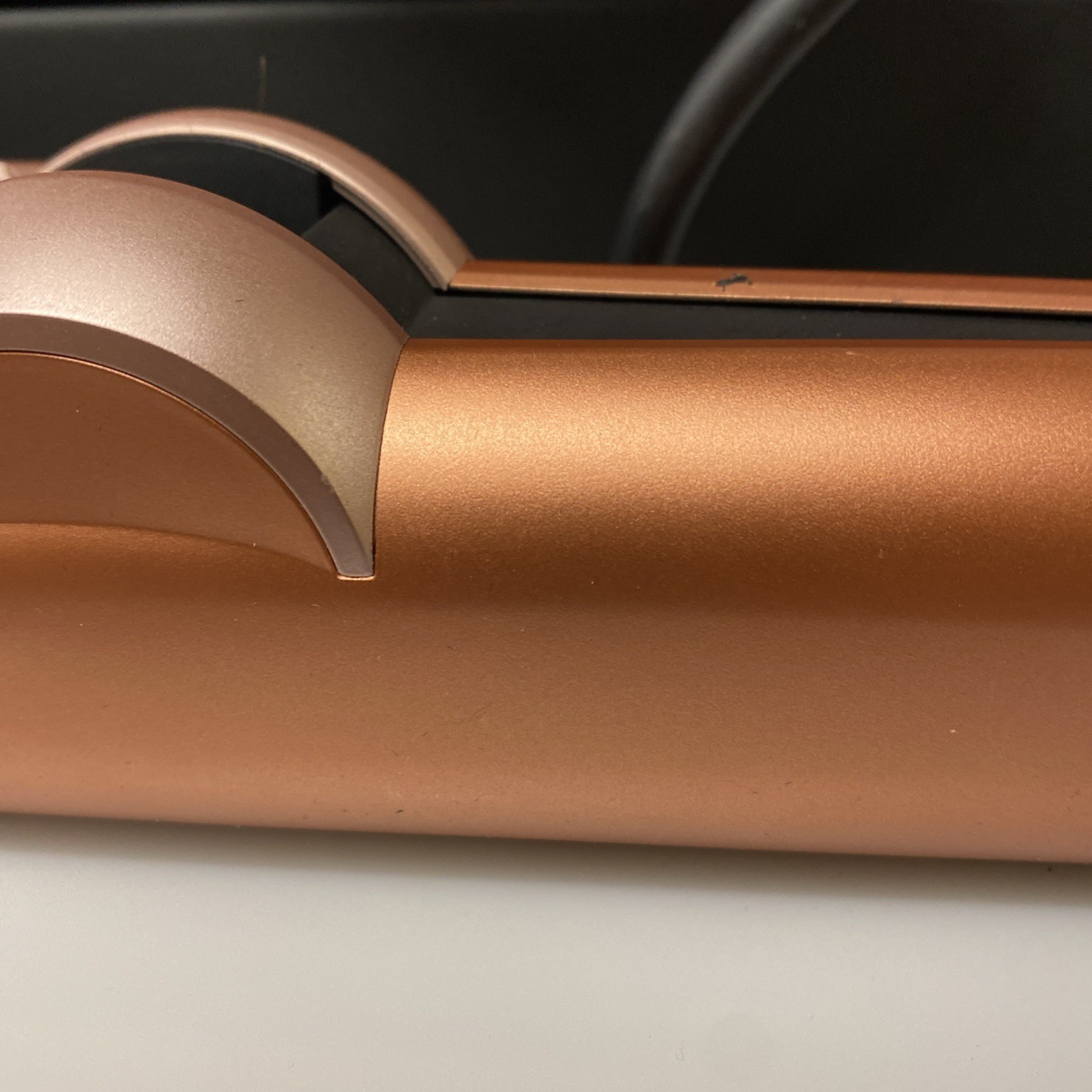 Dyson Airstrait Straightener Wet to Dry Hair – In Amber Silk – Small Scratches