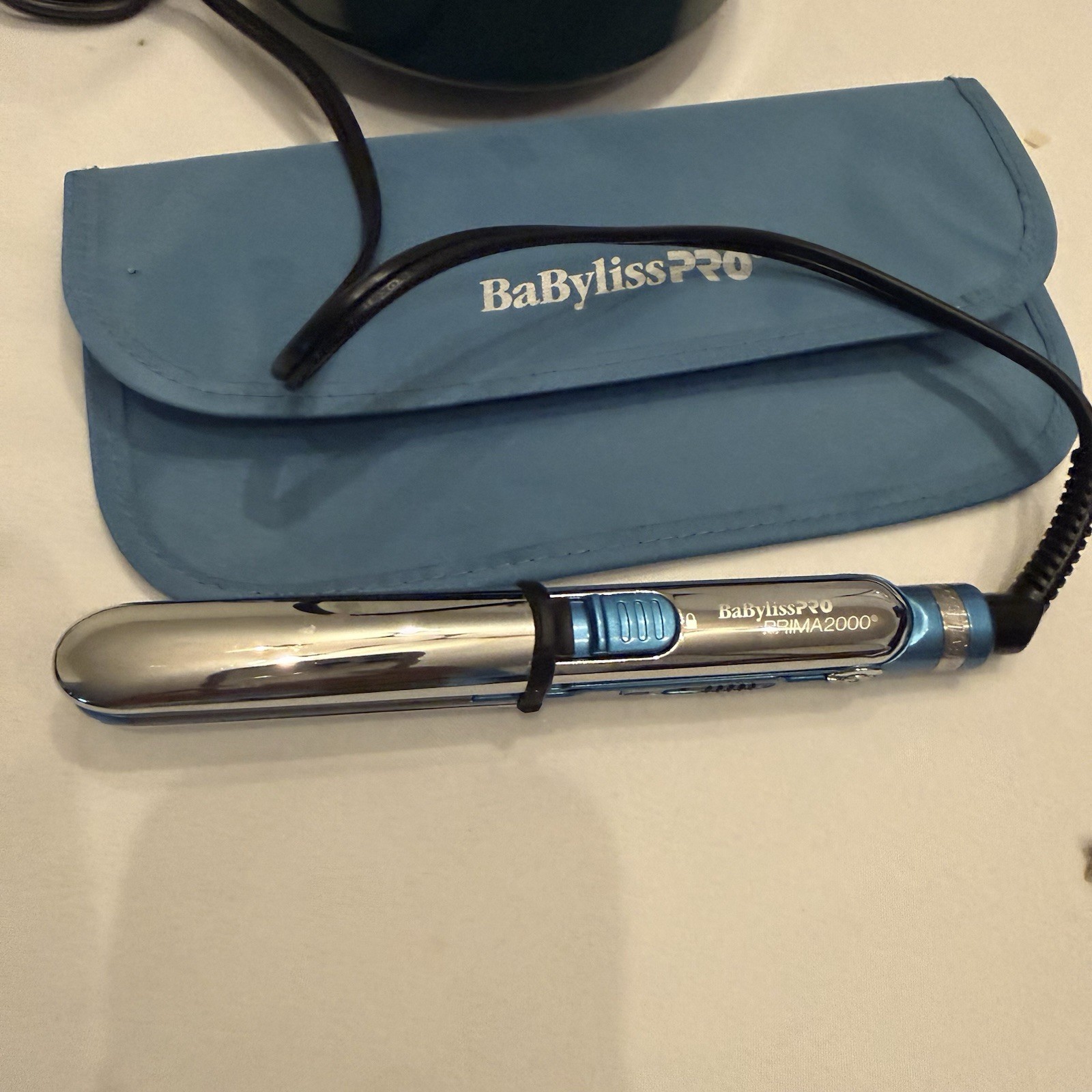 BaBylissPRO Prima 2000 Nano Titanium Flat Iron Mini HairStraightener Travel Case