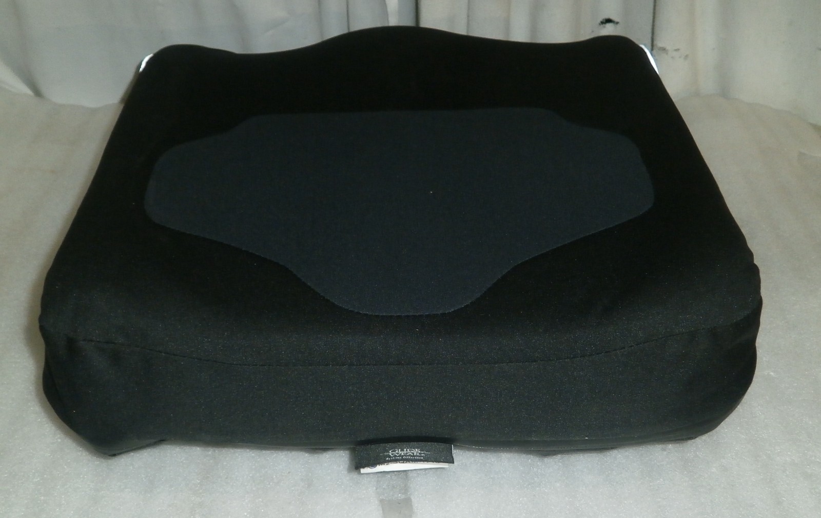Comfort Company M2 Wheelchair Cushion 17 X 18″ M2-SQAM-1718 W/ Cover Very Good