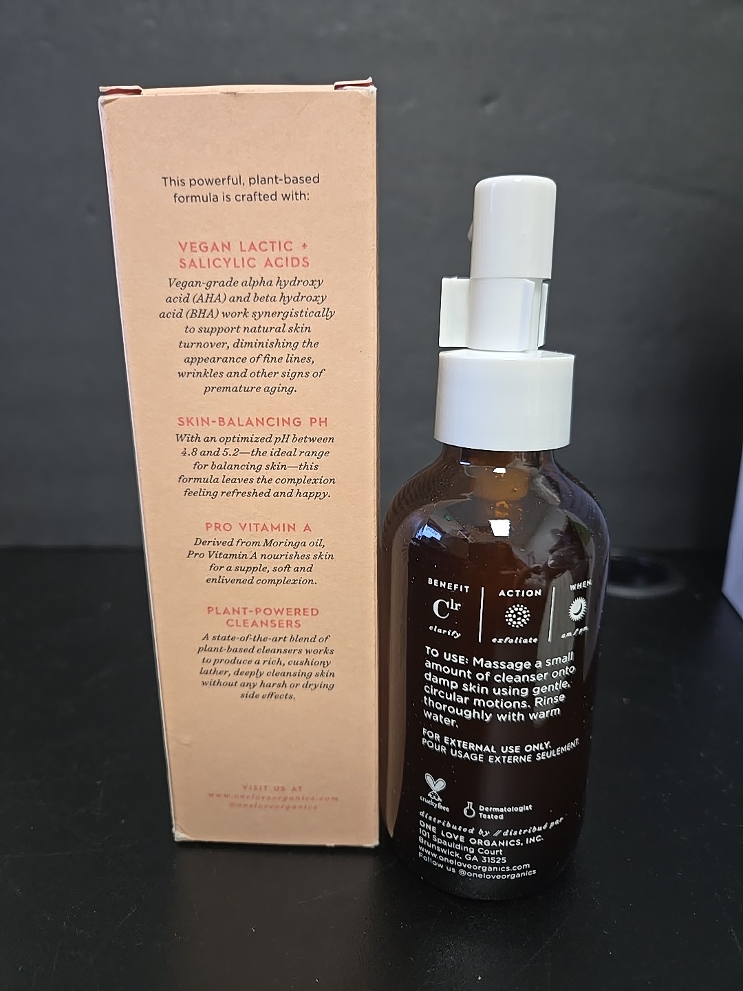 ONE LOVE ORGANICS Botanical Enzyme Cleansing Oil 4 fl oz 120ml EXP 09/2026