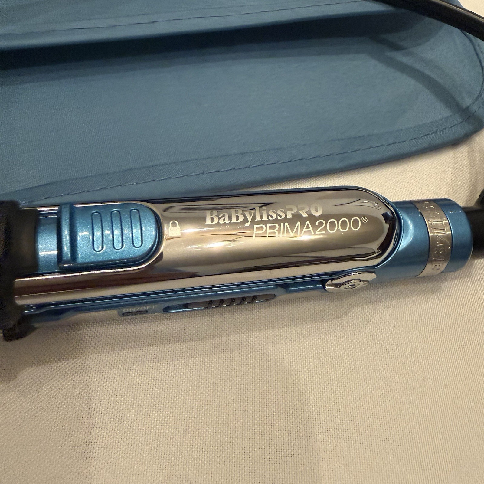 BaBylissPRO Prima 2000 Nano Titanium Flat Iron Mini HairStraightener Travel Case