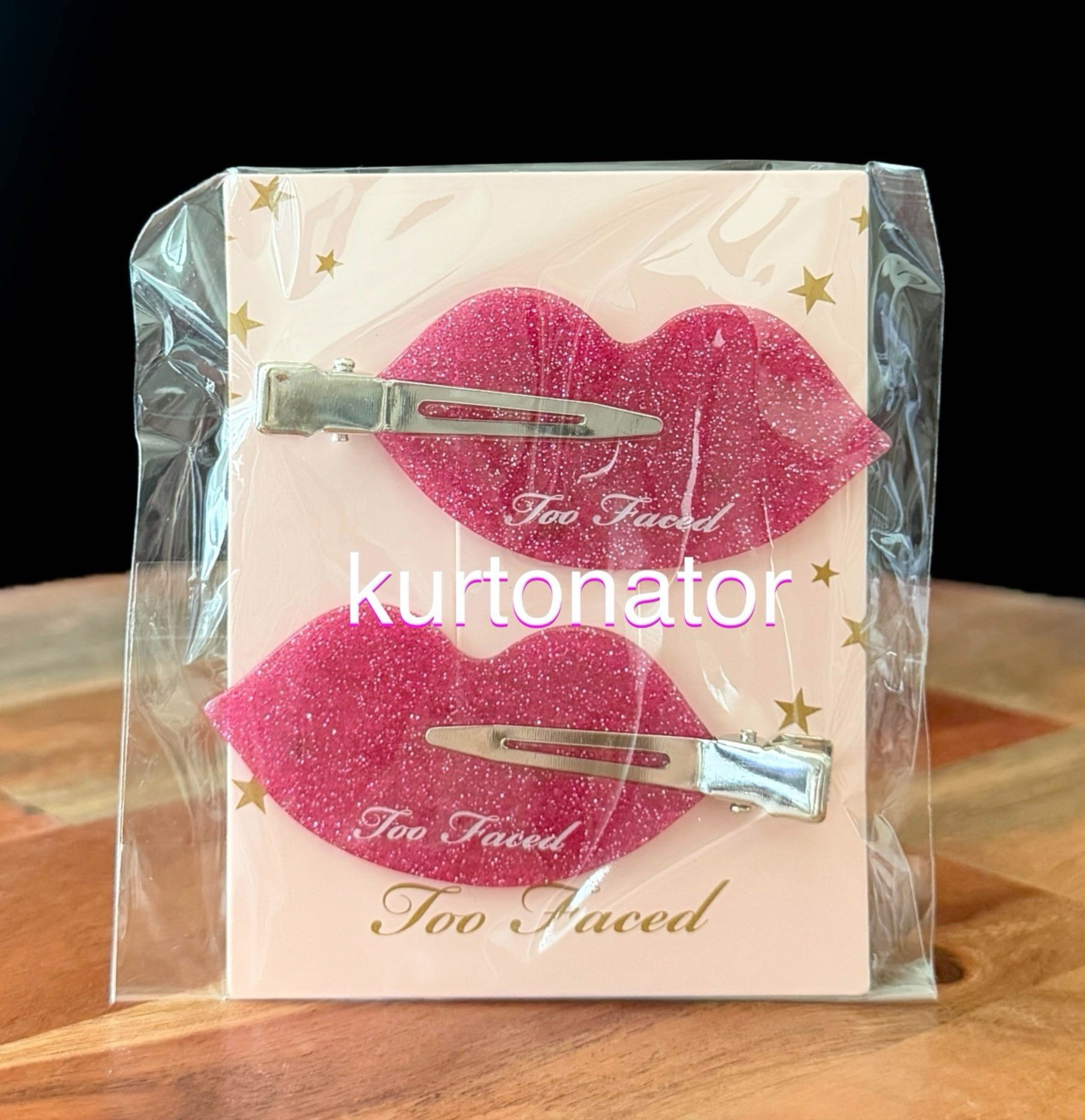 Too Faced Branded PINK & GLITTER Lip Shape Hair Clips 2-Pack NEW