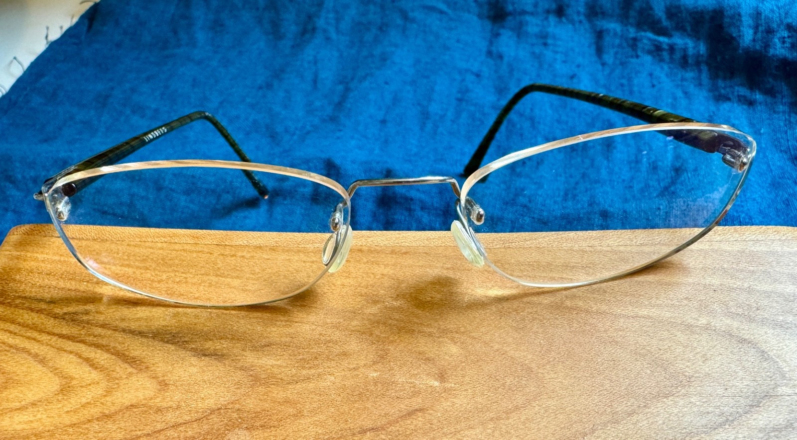 Lindberg rimless Titanium eyeglass frames #2061, made in Denmark 135 Col. K34