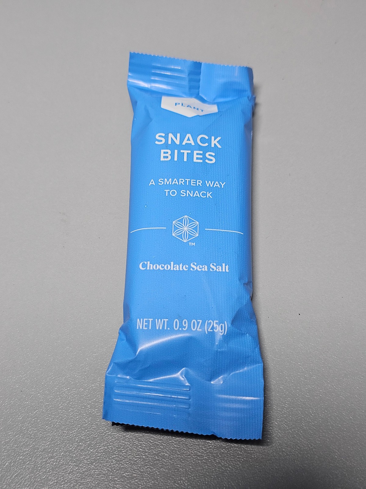 Read Ad! – Isagenix Snack Bites – Chocolate Sea Salt – 10 bars – Exp 01/2027