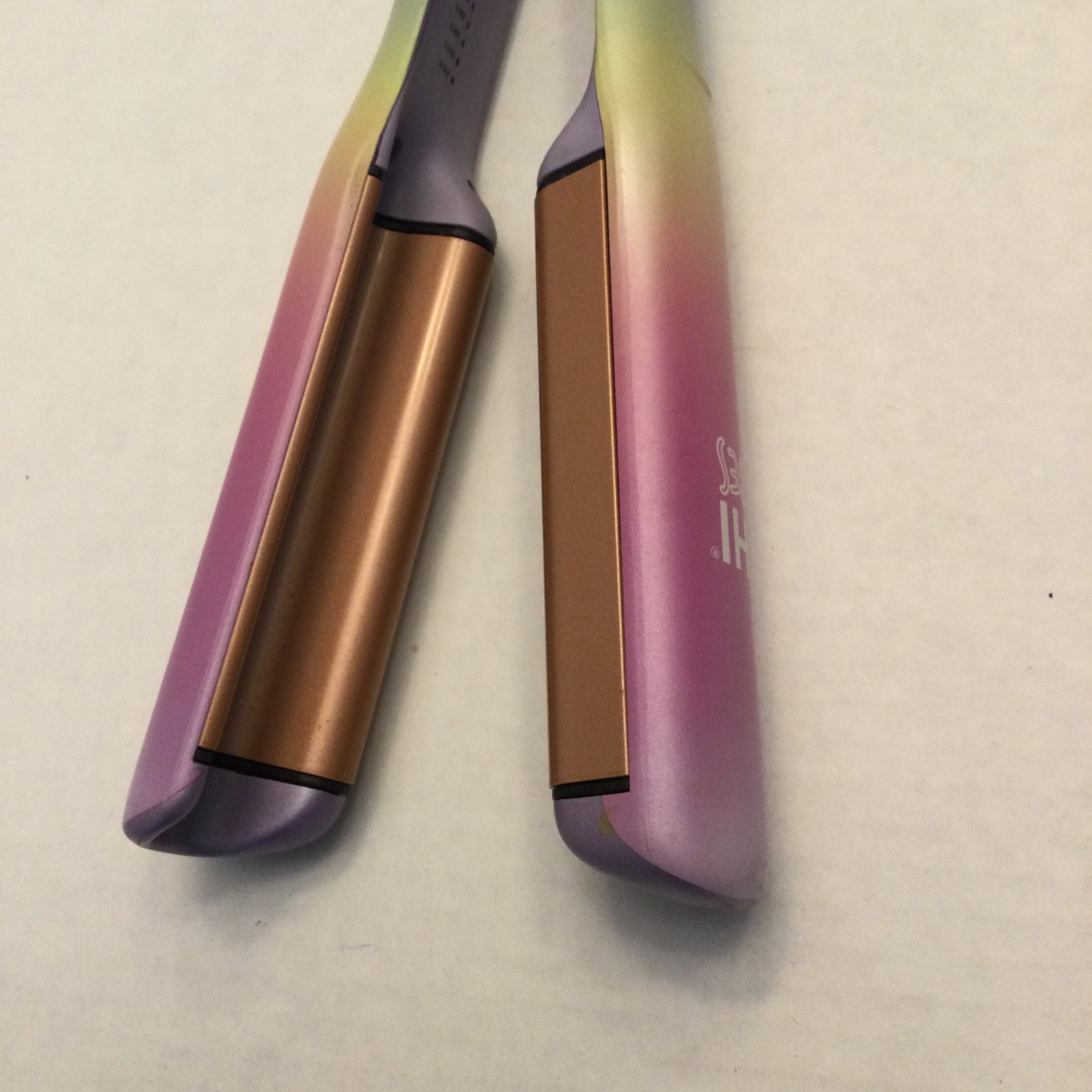 CHI Vibes Multifunctional Hairstyling Waver Iron GF8343 Multi-Color Tested