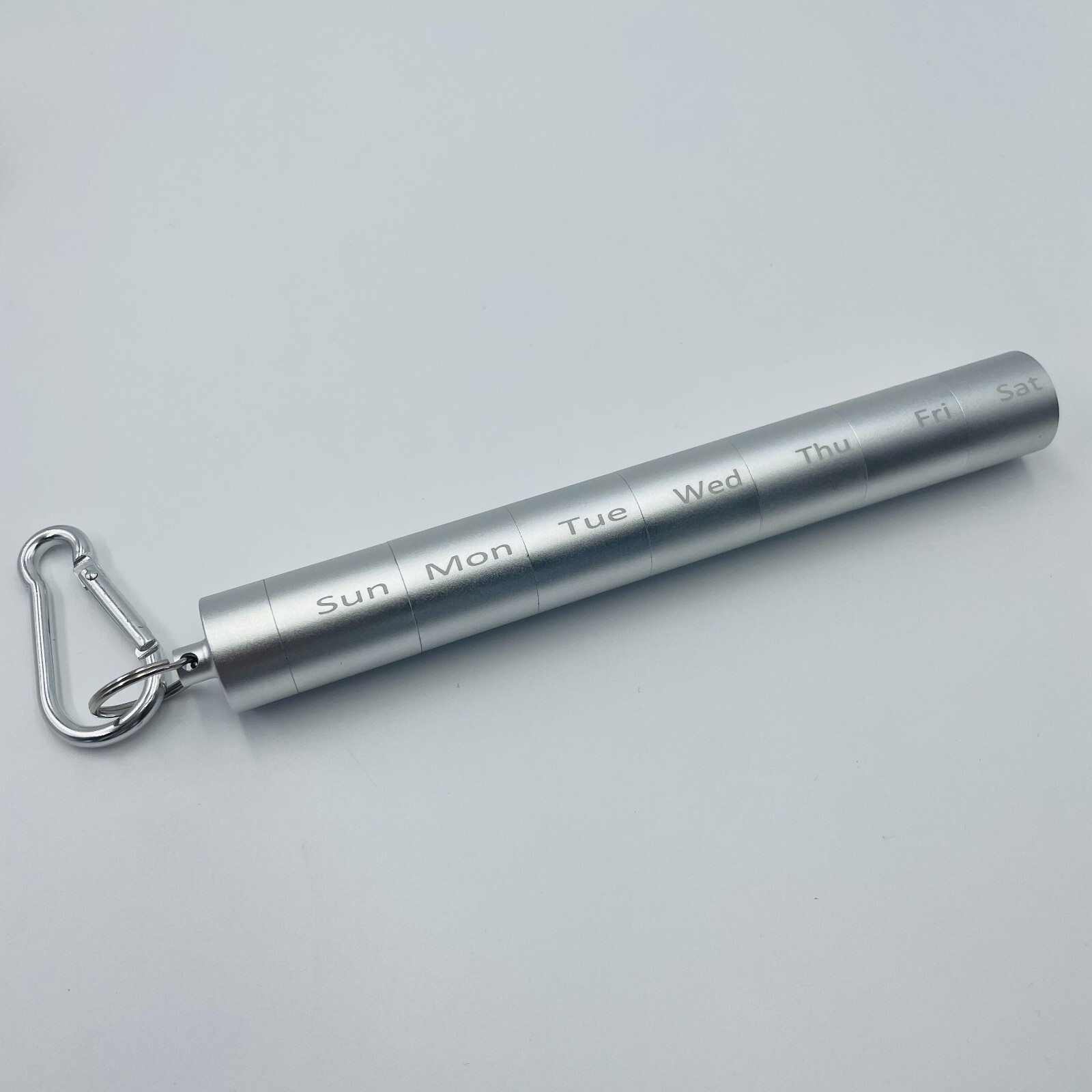 Metal Small Pill Box Organizer 7 Day Portable Waterproof Keychain Pill Holder