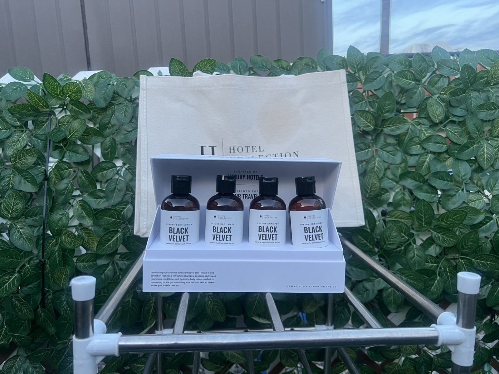 Two Hotel Collection Luxury Body Care Set Travel Size Complete Travel Kit