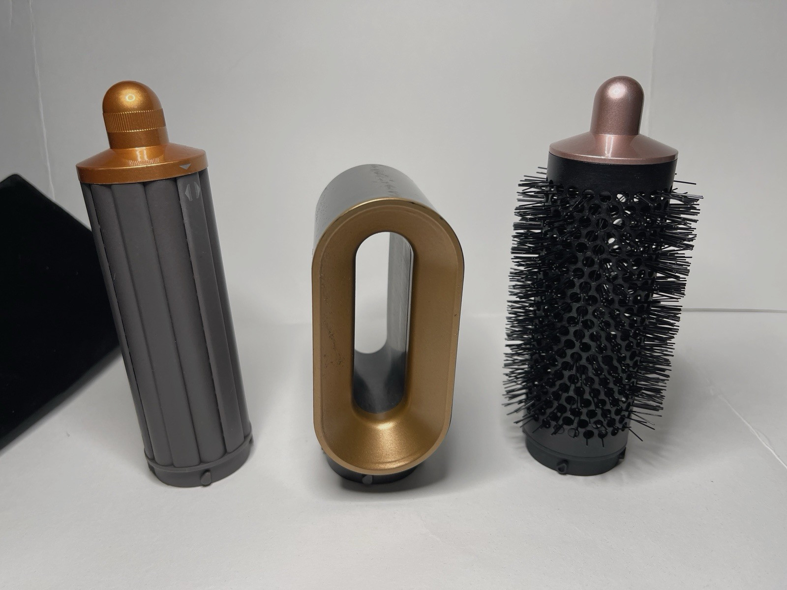 Dyson Airwrap Multistyler Nickel/Copper 3 Attachments dust bag Great condition