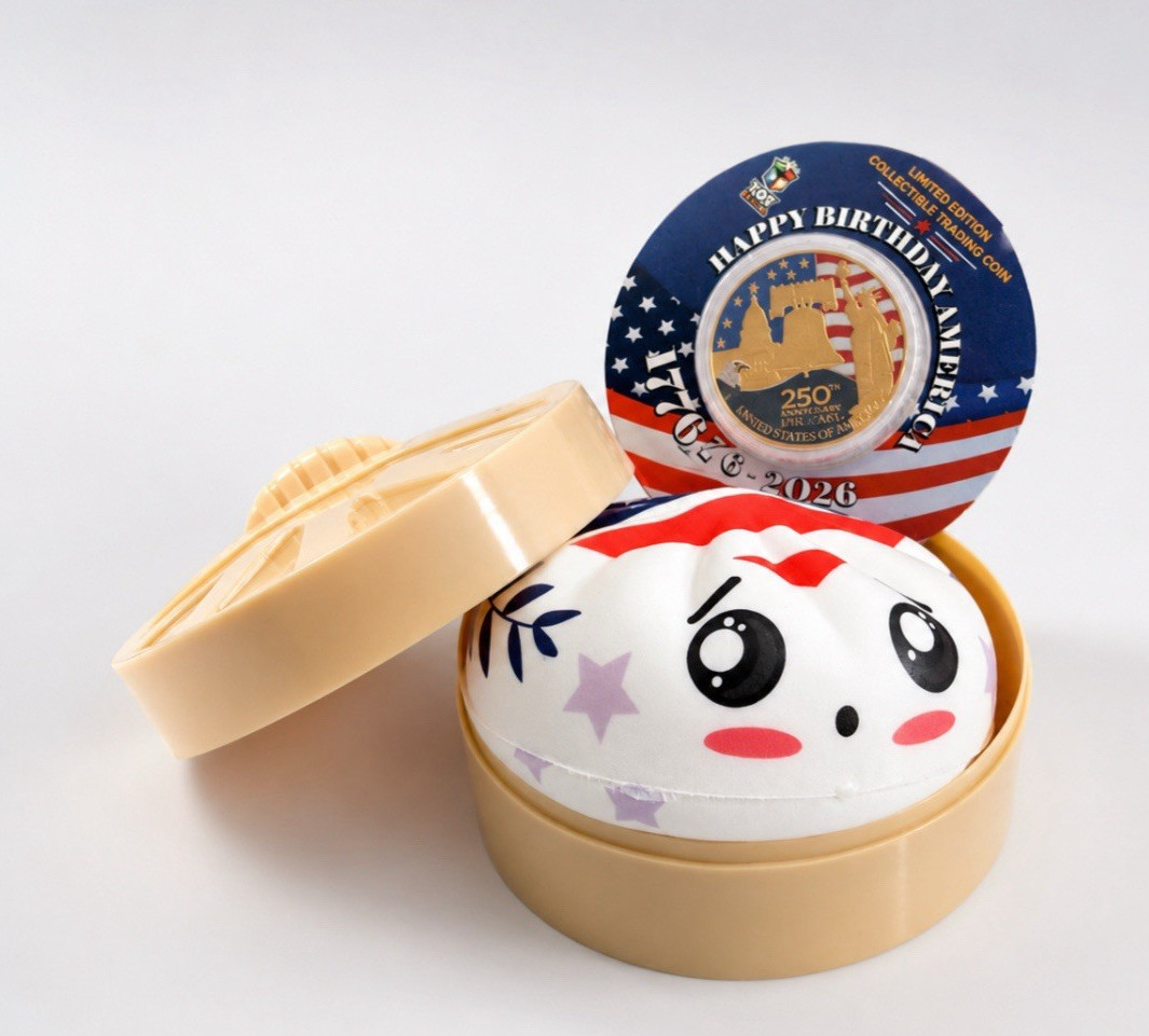 Baobun Super Squishy Multicolor Squeeze Ball Collectible 2 Mystery Items 2in