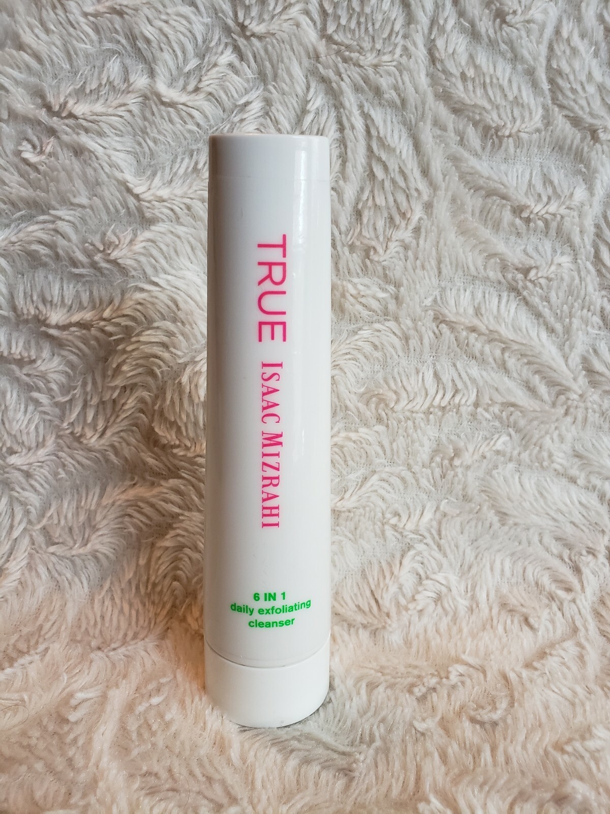 TRUE Isaac Mizrahi 6 in 1 Daily Exfoliating Cleanser 3.39 fl oz / 100 mL NEW HTF