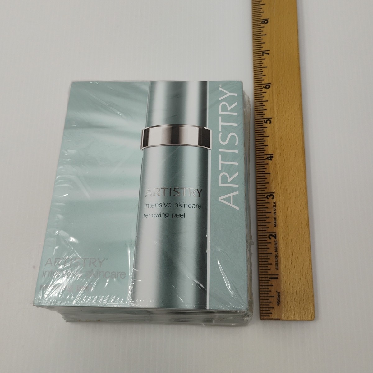ARTISTRY Intensive Skincare Renewing Peel – 10 Sealed Sample Packs, Date Unknown
