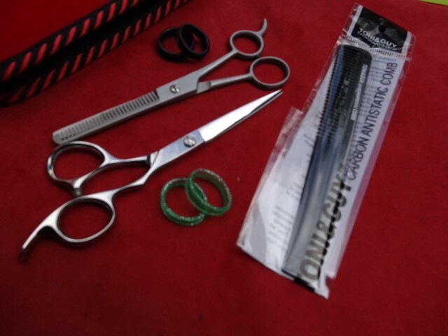 60Days WRNTY_7″ Barber Hairdressing Hair Scissors+ 6.5″ Thinning /Japanese Steel