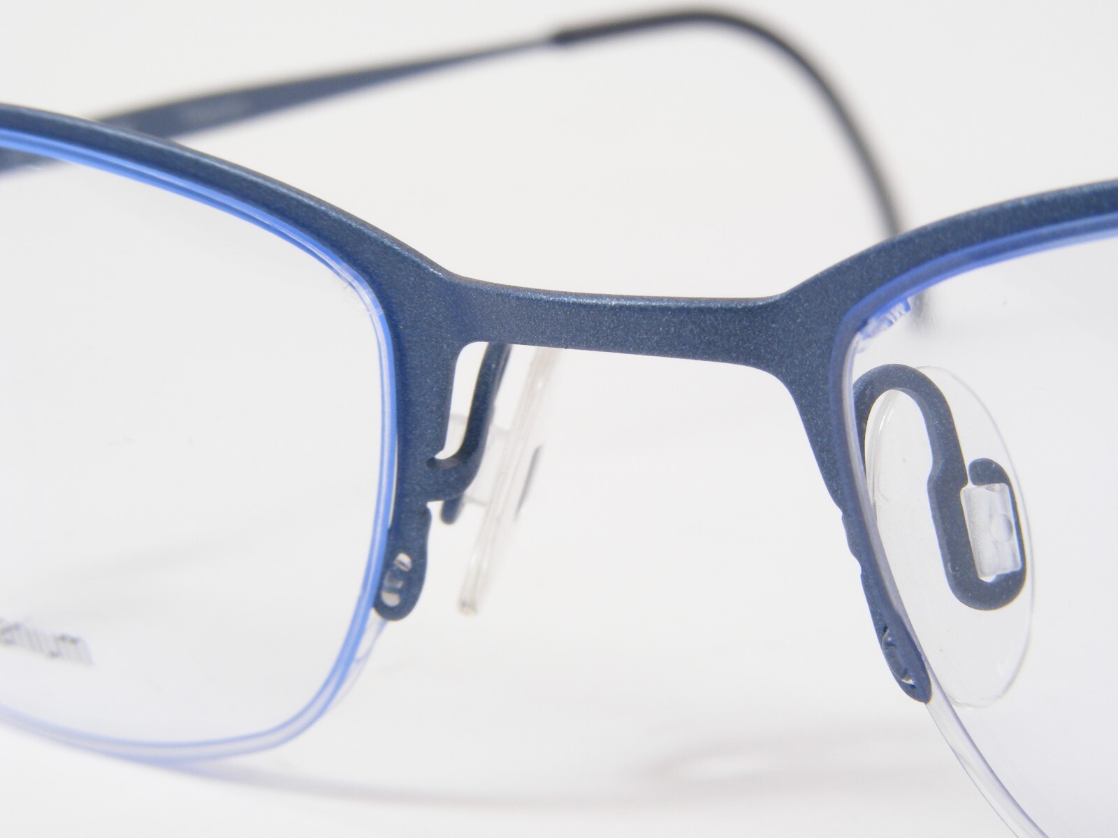 Vintage RODENSTOCK R4328 D Matte Blue UNIQUE RARE TITANIUM EYEGLASSES 49-20-140