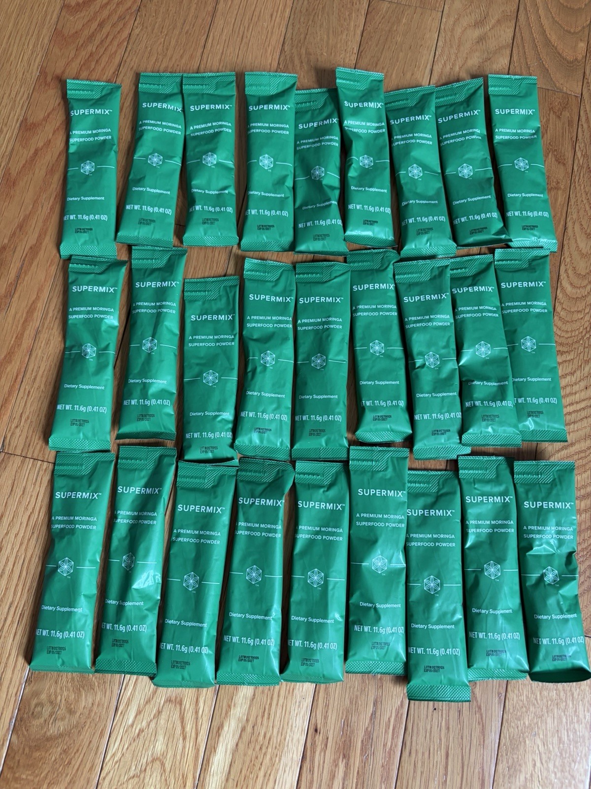 27 Sealed Packets Isagenix moringa Supermix Superfood Powder 1/27