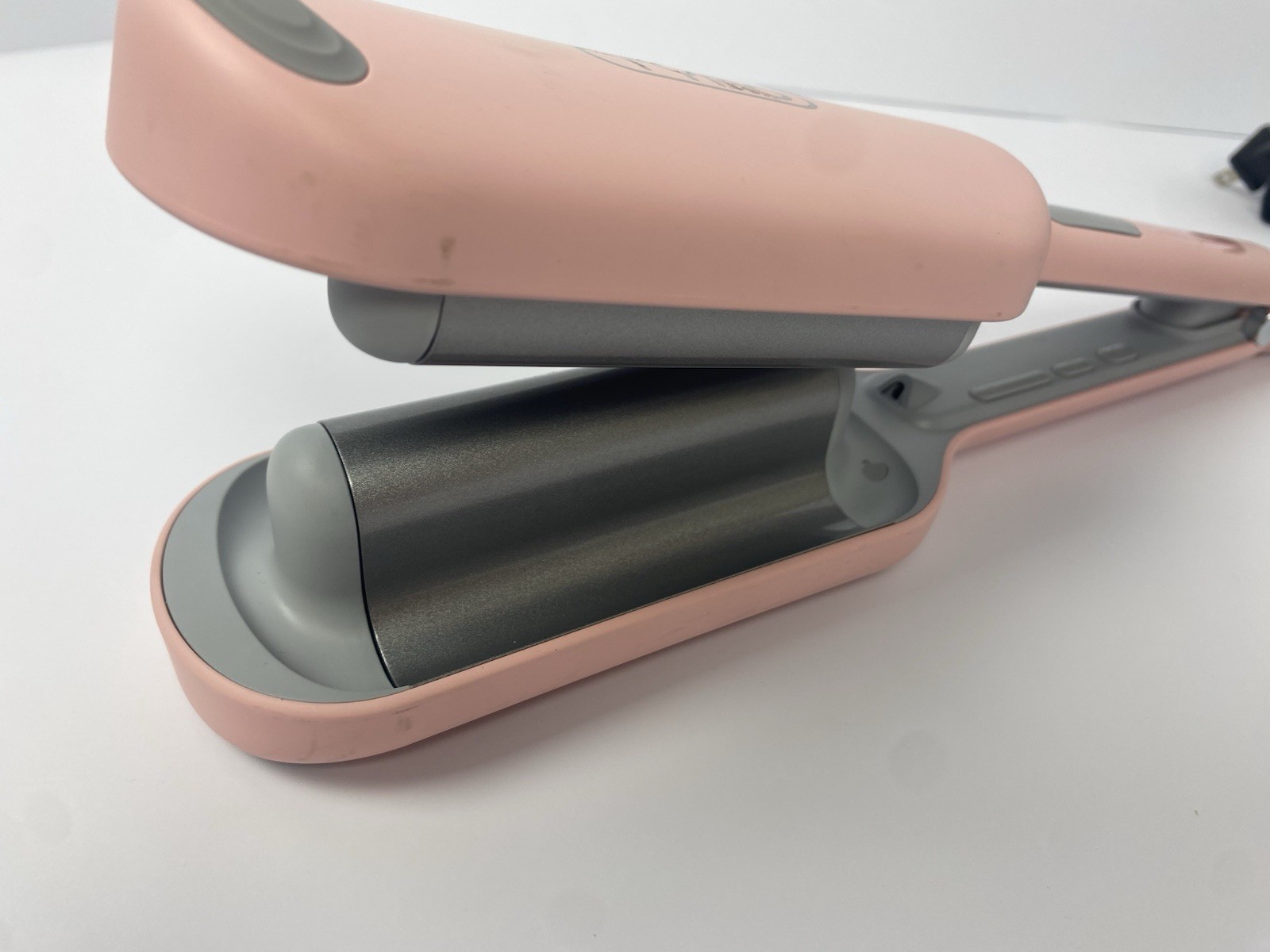 TYMO ROVY Deep Wave 1.25″ Curling Iron – Pink – HC507P