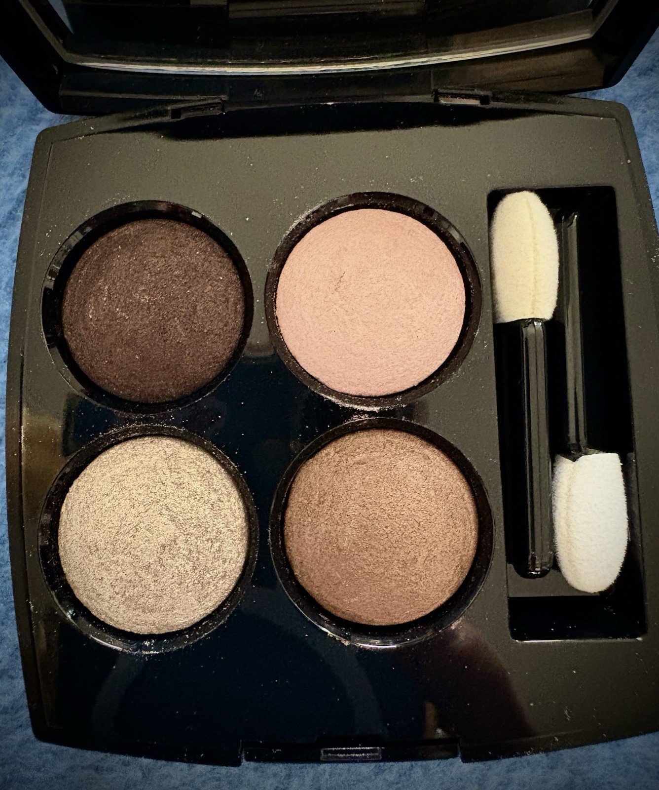NIB Chanel Les 4 Ombres 14 MYSTIC EYES Eyeshadow Quad VINTAGE Round Pan France