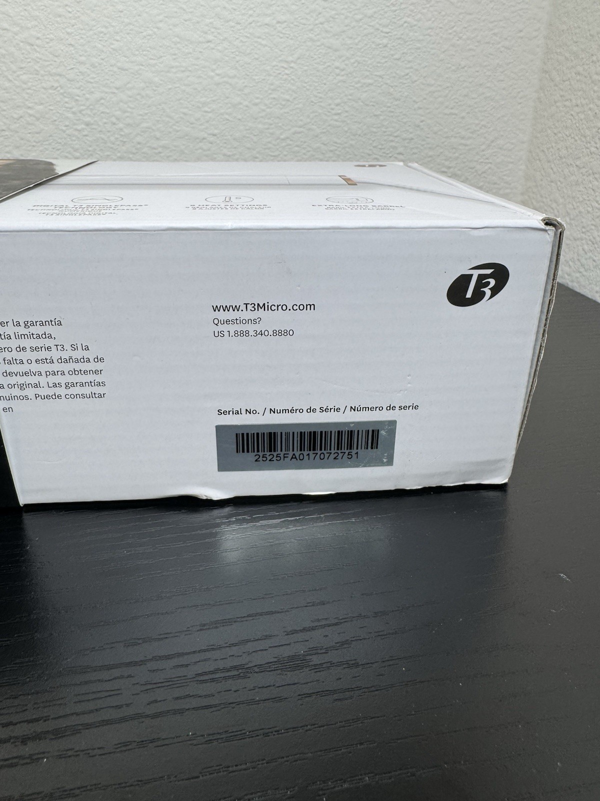 T3 SinglePass Curl X 1-1/2″ Professional Curling Iron Ceramic – White