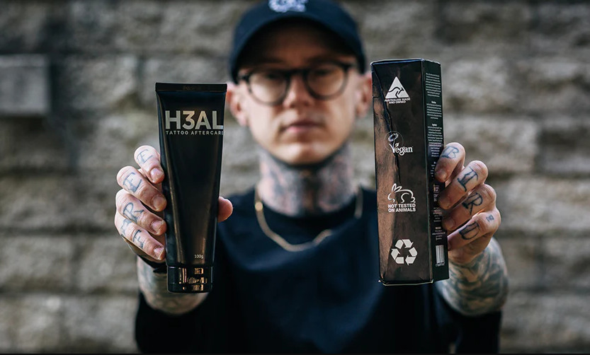 Tattoo Aftercare Enhance Bandage skin Color Enhancement Revives Old .50 oz N